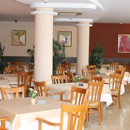 Hotel Opal 3*