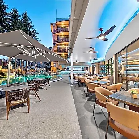 Hotel Boutique Opal Ultra 4*