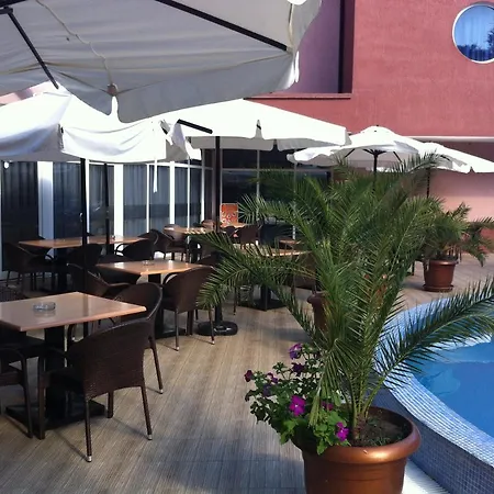 Boutique Hotel Opal Ultra All Inclusive 酒店 阳光海滩